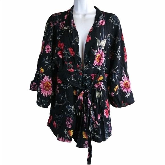 STOLEN HEARTS Pants - STOLEN HEARTS Medium Black Floral Deep V Neck Romper M Dark Girl Feminine